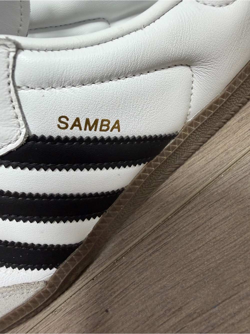 Used men’s Adidas Samba OG Shoes in the Cloud White / Core Black size 10 - Picture 8 of 10